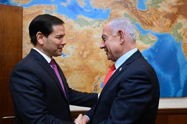 U.S. Secretary of State Marco Rubio meets Israeli Prime Minister Benjamin Netanyahu at the Prime Minister's Office in Jerusalem, Oct. 23, 2025. (photo: Haim Zach, GPO)